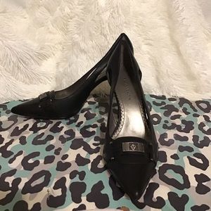 Anne Klein Black Pointed Toe Silhouette Heels Shoes with Sliver Logo